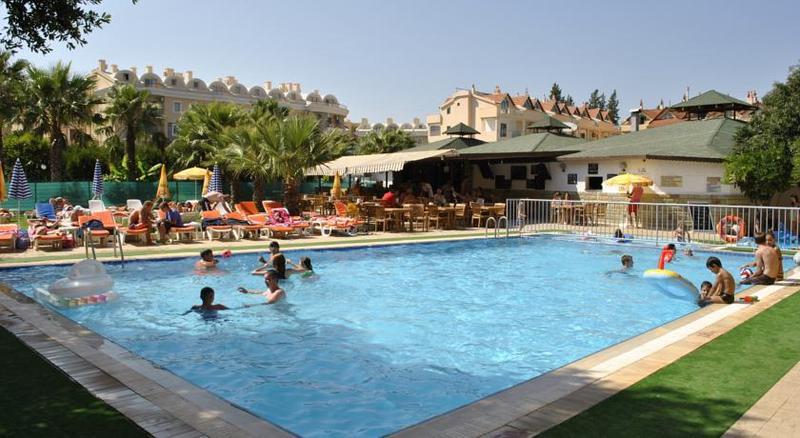 Club Dena Aparthotel Marmaris Ngoại thất bức ảnh