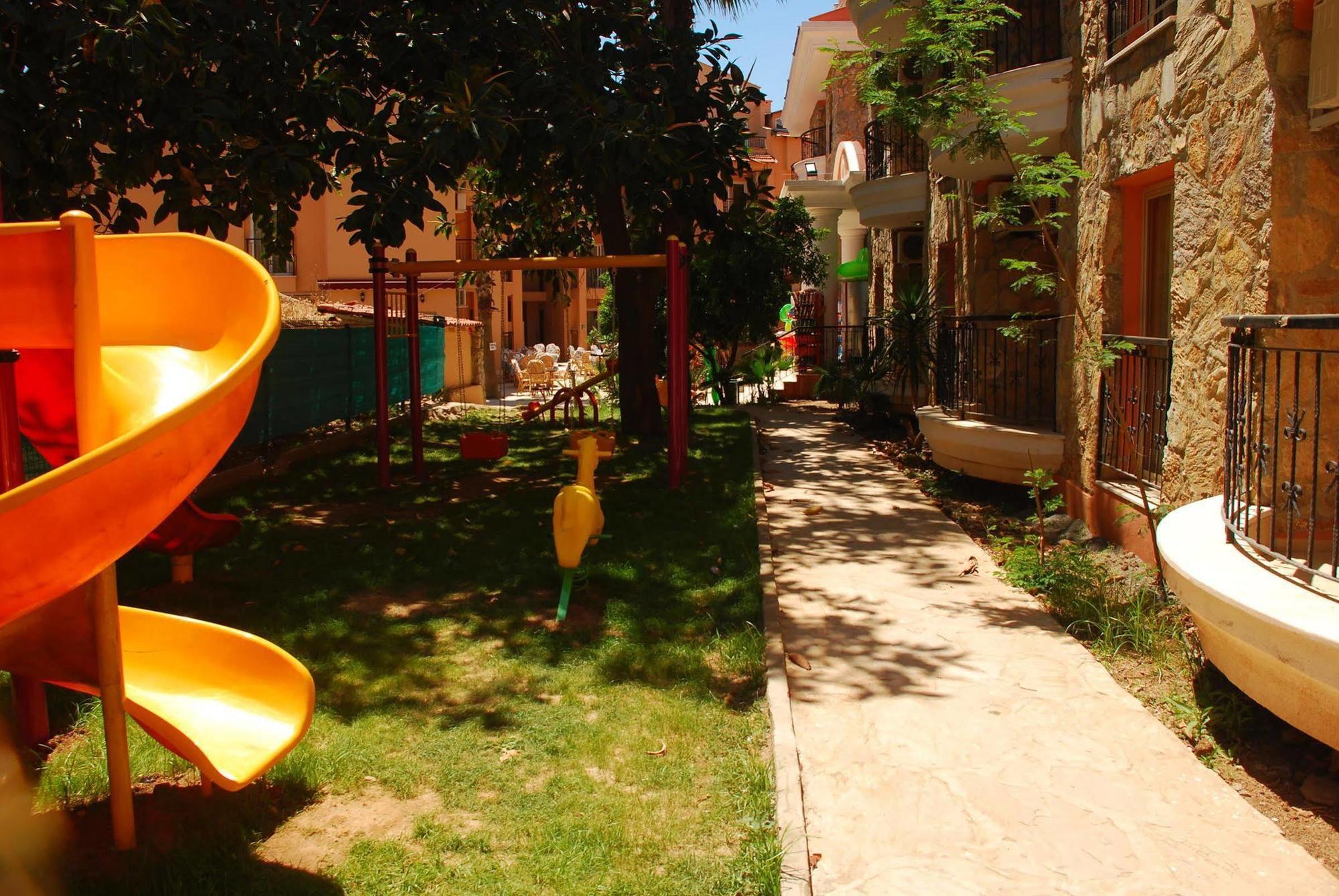 Club Dena Aparthotel Marmaris Ngoại thất bức ảnh