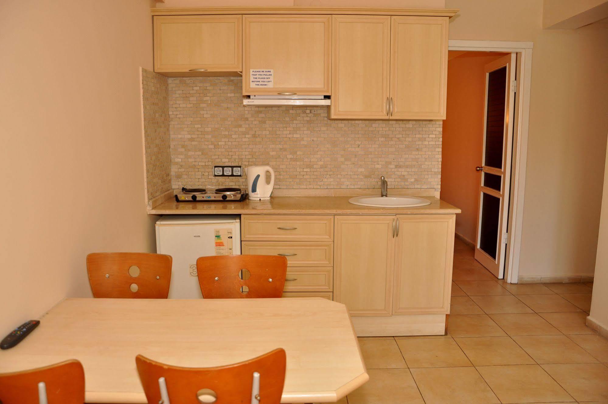 Club Dena Aparthotel Marmaris Ngoại thất bức ảnh