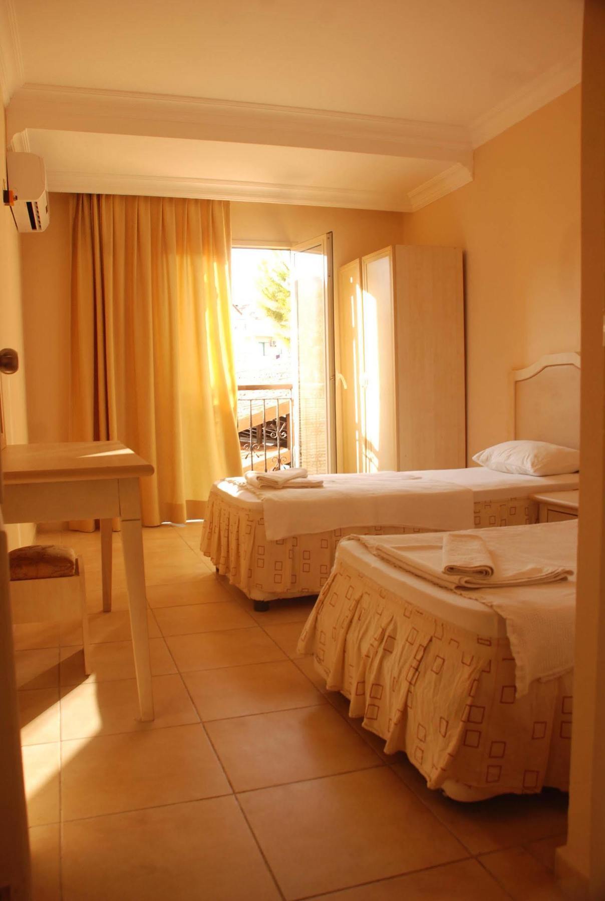 Club Dena Aparthotel Marmaris Ngoại thất bức ảnh